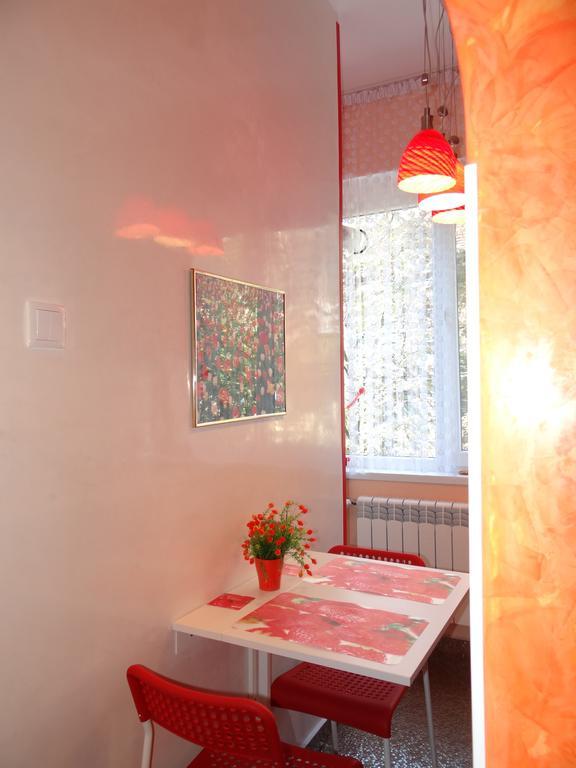 Orange Flower Apartments 1 Sofia Bilik gambar